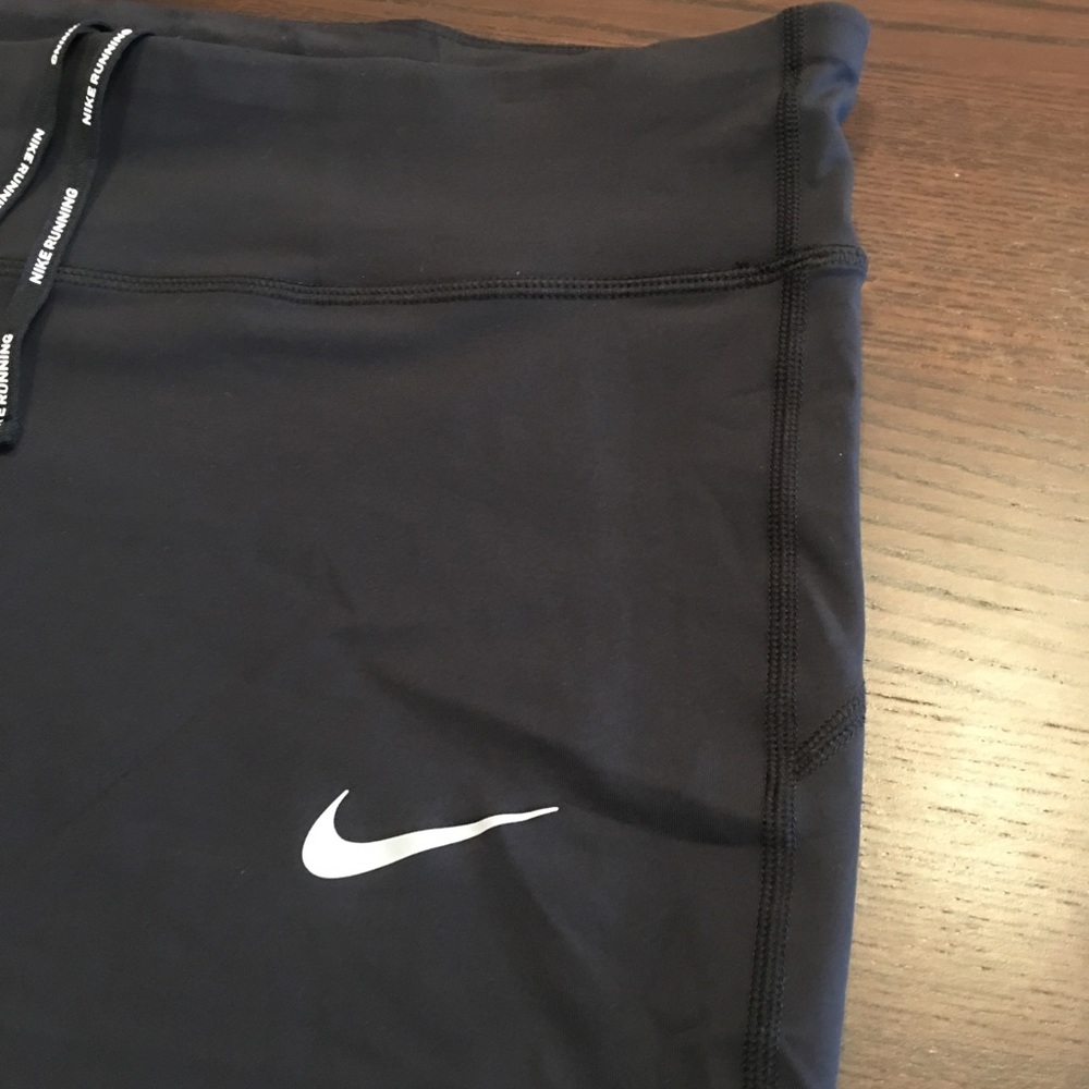 Nike Women’s Epic Lux Running Tights 1X - Picture 2 of 8